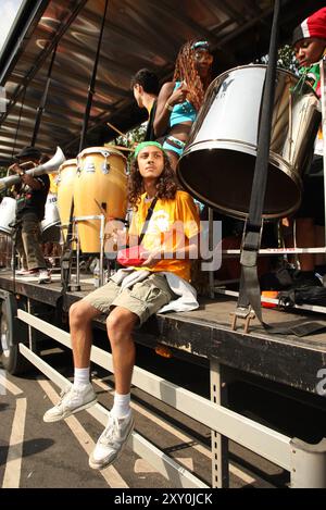 2024 Notting Hill Carnival calypso Band Banque D'Images