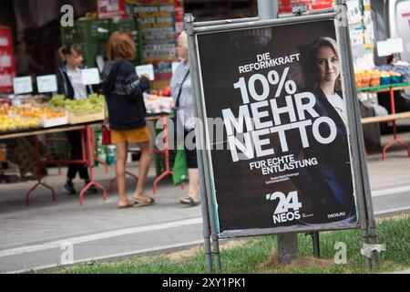 Vienne, Autriche. 27 août 2024. AUTRICHE ; VIENNE ; 20240827 ; affiches du NEOS pour les prochaines élections du Conseil national autrichien 2024 vues à Vienne le 27 août 2024. /// Österreich ; WIEN ; 20240827 ; Plakate der neos für die kommende Österreichische Nationalratswahl 2024 gesehen in Wien am 27. Août 2024. - 20240827 PD5245 crédit : APA-PictureDesk/Alamy Live News Banque D'Images