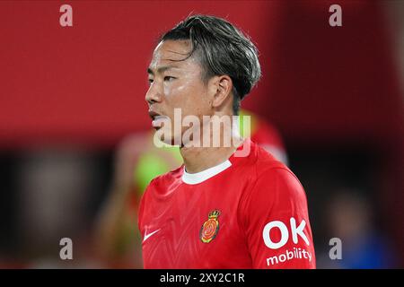 Majorque, Espagne. 20 août 2024. Takuma Asano du RCD Mallorca lors du match la Liga EA Sports entre le RCD Mallorca et le Real Madrid a joué au stade son Moix le 18 août 2024 à Majorque, en Espagne. (Photo de Bagu Blanco/PRESSINPHOTO) crédit : AGENCE SPORTIVE PRESSINPHOTO/Alamy Live News Banque D'Images