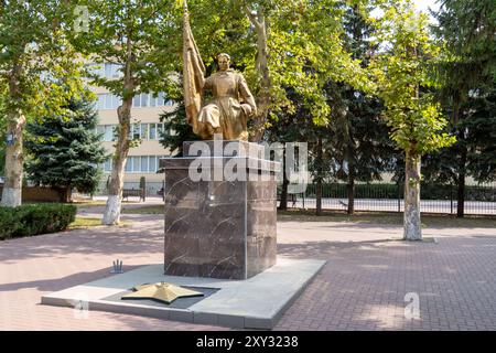 Chisinau, Republik Moldau 27. Août 2024 : Zeitgeschehen Republik Moldau - 2024 Im Bild : Denkmal an den Zweiten Weltkrieg, Strada Vasile Lupu Orhei *** Chisinau, République de Moldova 27 août 2024 actualité République de Moldova 2024 en photo Mémorial de la seconde Guerre mondiale, Strada Vasile Lupu Orhei Copyright : xFotostandx/xNiewelerx Banque D'Images