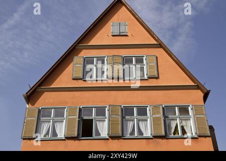 Vieilles façades de maison à Dinkelsbuehl ? Franconia Banque D'Images