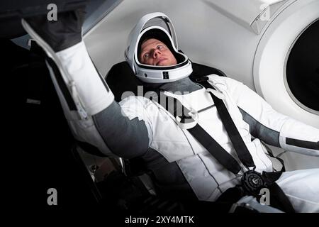 KSC, Floride, États-Unis. 6 décembre 2023. Le cosmonaute Alexander Grebenkin, spécialiste de la mission SpaceX Crew-8 de la NASA, est photographié lors d'un entraînement à SpaceX au siège de la société à Hawthorne, en Californie. Crédit : SpaceX (crédit image : © SpaceX/ZUMA Press Wire) USAGE ÉDITORIAL SEULEMENT! Non destiné à UN USAGE commercial ! Banque D'Images