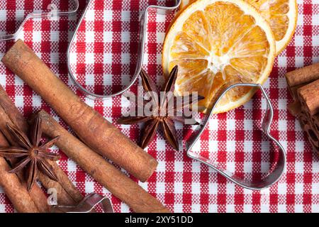 Orange, cannelle, anis et pl Banque D'Images