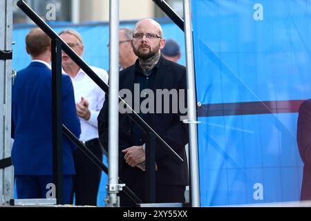 Oliver Helbing BEI einer Wahlkampfveranstaltung der AFD zur Landtagswahl in Sachsen auf dem Kornmarkt. Bautzen, 27.08.2024 *** Oliver Helbing lors d'un événement de campagne de l'AFD pour les élections d'État en Saxe au Kornmarkt Bautzen, 27 08 2024 Foto:XM.xWehnertx/xFuturexImagex afd bautzen 4847 Banque D'Images