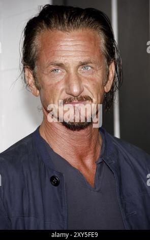 Sean Penn à la première à Los Angeles de 'Gangster Squad', qui s'est tenue au Grauman's Chinese Theatre à Hollywood le 7 janvier 2013. Crédit : Lumeimages.co Banque D'Images