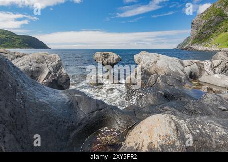 Kannestein ou Kannesteinen près de Maloy, île de Vagsoy, Sogn og Fjordane, Norvège, Europe Banque D'Images