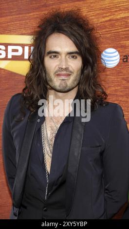 Russell Brand assiste à la 2e édition des Spike TV Guys Choice Awards qui se tient aux Sony Pictures Studios à Culver City, Californie, États-Unis, le 30 mai Banque D'Images