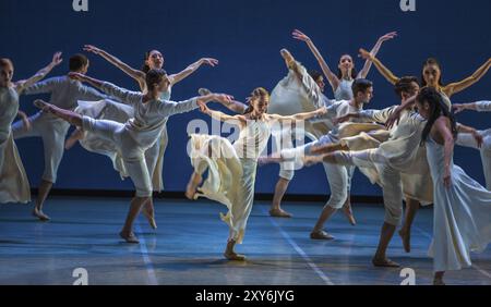 Au Staatsoper Berlin : Benjamin Millepied, directeur de ballet de l'Opéra National de Paris à partir de 2014 avec le ballet 'Daphnis et Cloe' ? Pour ce néo Banque D'Images