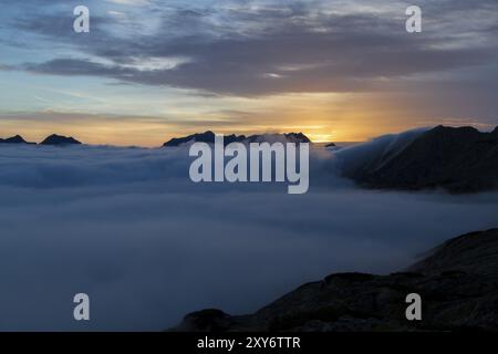 Lever du soleil, Loferer Steinberge, Autriche, Europe Banque D'Images