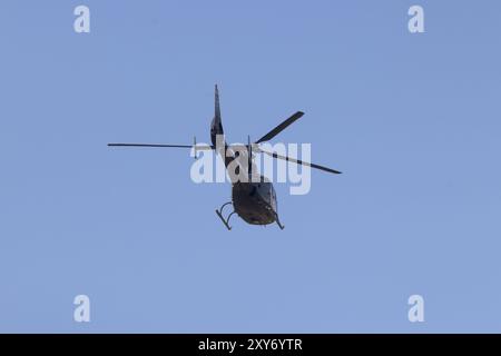 Sarajevo, Bosnie-Herzégovine. 28 août 2024. L’hélicoptère des Forces armées de Bosnie-Herzégovine, avec quatre membres d’équipage à son bord, s’est écrasé dans le lac Jablanica, en Bosnie-Herzégovine, le 28 août 2024. Un hélicoptère s'est écrasé à 40 kilomètres de la capitale Sarajevo, lors d'un vol d'entraînement pour des exercices conjoints avec la mission de maintien de la paix de l'UE en Bosnie-Herzégovine. Photo : Armin Durgut/PIXSELL crédit : Pixsell/Alamy Live News Banque D'Images