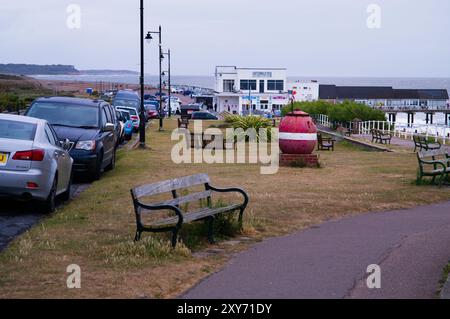 La mine marine de Southwold qui est une boîte de collecte pour le naufragé Mariners' Scociety Banque D'Images