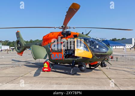 Hélicoptère de recherche et de sauvetage Airbus H145M de l'armée de l'air allemande à la base aérienne de Fassberg. Fassberg, Allemagne - 8 juin 2024 Banque D'Images