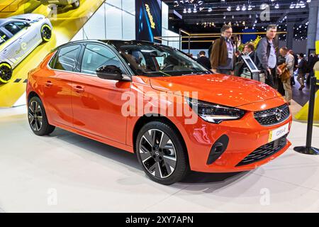 Opel Corsa-e EV car au salon IAA de Francfort. Allemagne - 11 septembre 2019 Banque D'Images