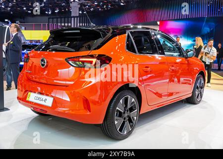 Opel Corsa-e EV car au salon IAA de Francfort. Allemagne - 11 septembre 2019 Banque D'Images