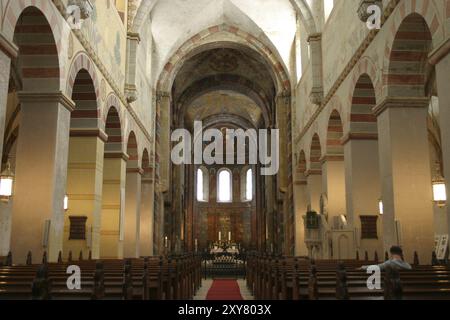 Intérieur de la cathédrale impériale de Koenigslutter (vue sur l'autel) Banque D'Images