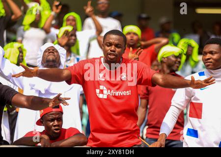 UYO, NIGERIA - 18 AOÛT : les fans des Rangers lors du match de la Ligue des Champions de la CAF Totalenergies opposant l’US Zilimadjou FC des Comores et le Rangers Internat Banque D'Images