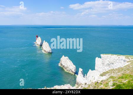 Isle of Wight UK - Isle of Wight Needles une série de piles de craie ou les aiguilles de Scratchells Bay Isle of Wight England UK GB Europe Banque D'Images