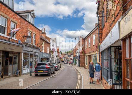 King Street dans le centre-ville, Southwell, Nottinghamshire, East Midlands, Royaume-Uni Banque D'Images