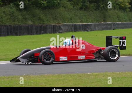 Dalton on Tees, Angleterre, 25 août 2024. Sam Donn au volant d'une Mygale SJ02 dans le Championnat Monoposto au circuit de Croft. Crédit : Colin Edwards. Banque D'Images