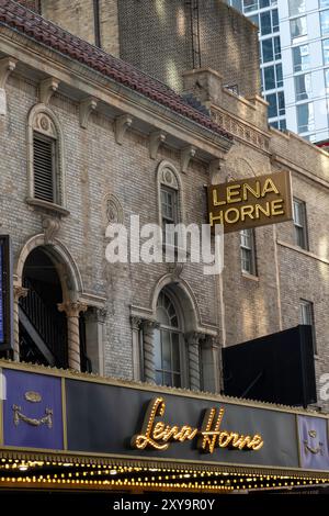 'Six' Marquee au Lena Horne Theatre (anciennement Brooks Atkinson) à Times Square, NYC, États-Unis, 2024 Banque D'Images