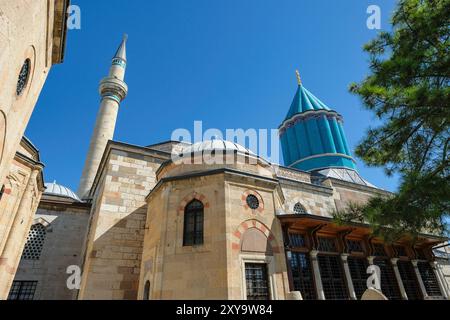 Konya, Turquie - 17 août 2024 : Musée et mausolée Mevlana à Konya, Turquie. Banque D'Images