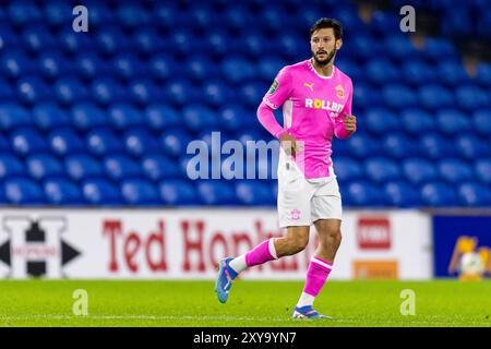 Cardiff, Royaume-Uni. 28 août 2024. Adam Lallana de Southampton en action. Carabao Cup EFL Cup 2ème tour match, Cardiff City v Southampton au Cardiff City Stadium de Cardiff, pays de Galles, le mercredi 28 août 2024. Cette image ne peut être utilisée qu'à des fins éditoriales. Usage éditorial exclusif, photo de Lewis Mitchell/Andrew Orchard photographie sportive/Alamy Live News crédit : Andrew Orchard photographie sportive/Alamy Live News Banque D'Images