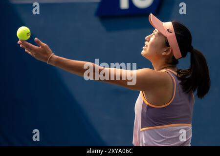 Moyuka Uchijima (JPN) participe à la première ronde de l'US Open Tennis 2024. Banque D'Images