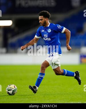 Andy Rinomhota de Cardiff City lors du match de deuxième tour de la Carabao Cup au Cardiff City Stadium. Date de la photo : mercredi 28 août 2024. Banque D'Images