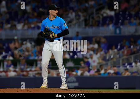 Calvin Faucher P #53 - août 25, Miami Marlins v Chicago Cubs at Loan Depot Park le 25 août 2024 à Miami, Floride. (Photo de Chris Arjoon) Banque D'Images