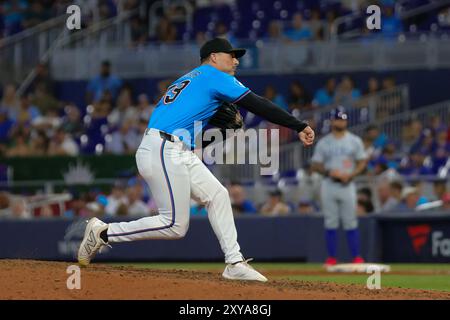 Calvin Faucher P #53 - août 25, Miami Marlins v Chicago Cubs at Loan Depot Park le 25 août 2024 à Miami, Floride. (Photo de Chris Arjoon) Banque D'Images