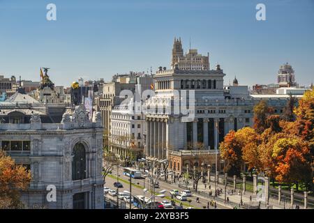 Madrid Espagne, vue panoramique de la ville à Alcalá avec saison des feuillages d'automne Banque D'Images