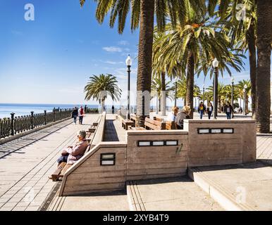 Vue de la baie de Tarragone, Espagne, depuis le point de vue de Balco del Mediterrani, Europe Banque D'Images