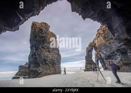 Plage de Las Catedrales, marée basse entre les récifs, Ribadeo, Lugo, Galice, Espagne Banque D'Images