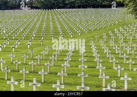 Cimetière de guerre national français près de Neuville Saint-Vaast Banque D'Images