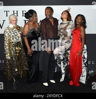 Hollywood, États-Unis. 28 août 2024. Glenn Close, Mo'nique, Lee Daniels, Andra Day et demi Singleton arrivant à la première de Netflix "The Deliverance" au Netflix Tudum Theater à Hollywood CA. Le 28 août 2024 © Majil/ Credit : AFF/Alamy Live News Banque D'Images