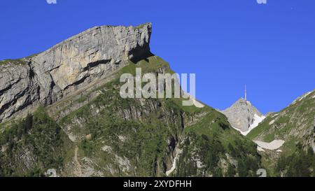 Pli alpin visible et pic du Mt Santis. Scène dans le canton d'Appenzell, Suisse, Europe Banque D'Images