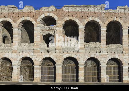 L'amphithéâtre romain de Vérone, également appelé arena. Célèbre pour son festival d'opéra Banque D'Images