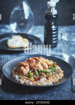 Pâte de crevettes avec Frites fraîches et le riz cuit Banque D'Images