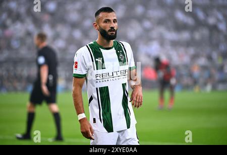 Fussball, Bundesliga, Deutschland, Herren, saison 2024/2025, Spieltag, Borussia Park Mšnchengladbach, Bor. Mšnchengladbach - Bayer Leverkusen 2:3 ; Franck Honorat (BMG). Aktion, Einzelbild. Banque D'Images