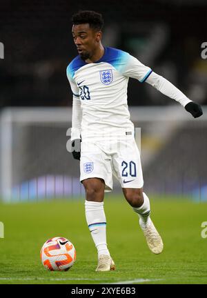 Photo du dossier datée du 28-03-2023 de l'Angel Gomes d'Angleterre. Le quatuor sans capotage composé de Noni Madueke, Morgan Gibbs-White, Tino Livramento et Angel Gomes a été nommé dans la première équipe de Lee Carsley comme entraîneur-chef de l’Angleterre, a annoncé la Football Association. Date d'émission : jeudi 29 août 2024.. Banque D'Images