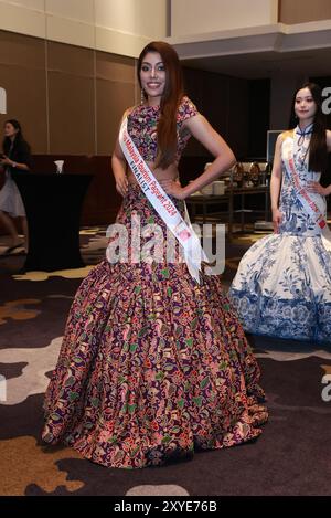 Kuala Lumpur, Malaisie. 27 août 2024. Finaliste Miss Malaysia Tourism 2024. La Grande finale nationale 2024 du concours Miss Malaysia Tourism Pageant se tiendra à Kuala Lumpur le 4 septembre 2024. Miss Malaysia Tourism Pageant mission pour promouvoir le tourisme, la culture et l'amitié en Malaisie et dans le monde. Les gagnants de Miss Malaysia Tourism 2024 représenteront le pays à la finale mondiale de Miss Tourism International 2024 qui se tiendra en décembre 2024. (Photo par Alex SOH/Pacific Press) crédit : Pacific Press Media production Corp./Alamy Live News Banque D'Images