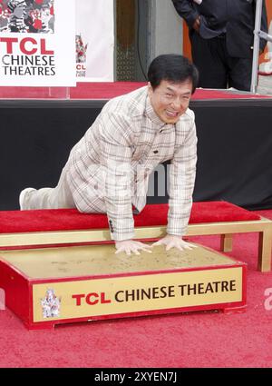 Jackie Chan à la cérémonie des empreintes de main et de pied Jackie Chan qui s'est tenue au TCL Chinese Theatre à Hollywood, États-Unis, le 6 juin 2013 Banque D'Images