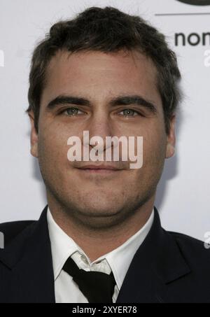 Joaquin Phoenix au 5e bal annuel des papillons de Chrysalis qui s'est tenu à la Villa italienne Carla Fred Sands à Bel Air, États-Unis, le 10 juin 2006 Banque D'Images