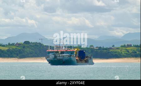 Dragueur trémie Tristao da Cunha travaillant dans la baie Santander Cantabria Espagne Banque D'Images