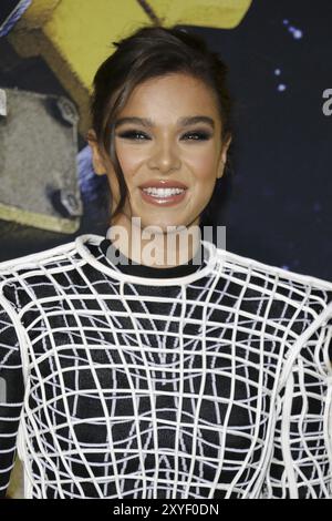 Hailee Steinfeld à la première mondiale de 'Bumblebee' qui s'est tenue au TCL Chinese Theatre IMAX à Hollywood, États-Unis, le 9 décembre 2018 Banque D'Images