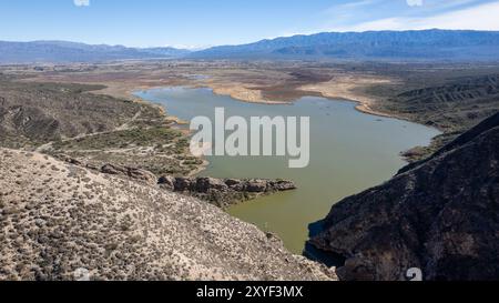 Vue aérienne de Cuesta del Huaco, San Juan, Argentine. Banque D'Images