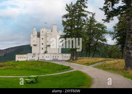 Le château de Braemar est situé près du village de Braemar dans l'Aberdeenshire, en Écosse. Banque D'Images