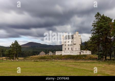 Le château de Braemar est situé près du village de Braemar dans l'Aberdeenshire, en Écosse. Banque D'Images