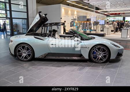 Voiture de sport Maserati MC20 au salon de l'automobile IAA Mobility 2023 à Munich, Allemagne - 4 septembre 2023. Banque D'Images