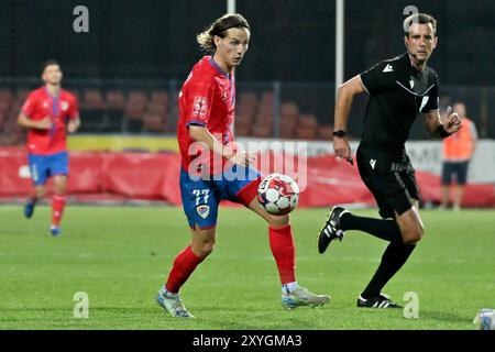 Banja Luka, Bosnie-Herzégovine. 29 août 2024. Stefan Savic de Borac Banja Luka en action contre <XX () lors des play-offs de l'UEFA Europa League, match de 2e manche entre Borac Banja Luka (Bosnie-Herzégovine) et Ferencvaros (Hongrie) au Gradski Stadion Banja Luka, Banja Luka, BiH. (Igor Kupljenik/SPP) crédit : SPP Sport Press photo. /Alamy Live News Banque D'Images